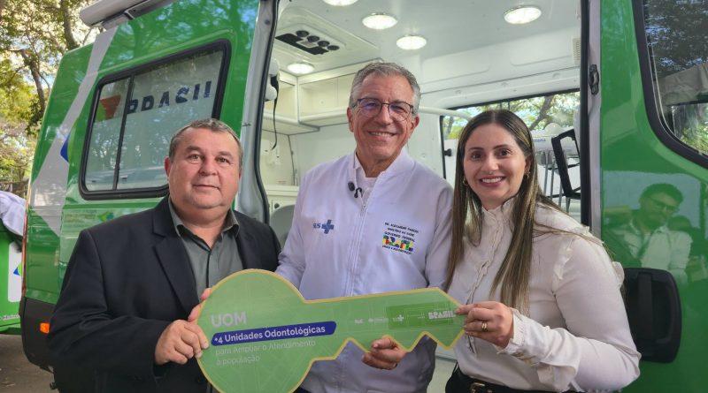 Saúde passa a contar com serviço móvel de odontologia