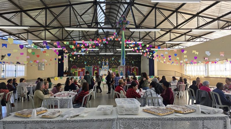 Melhor Idade participa de Festa Julina